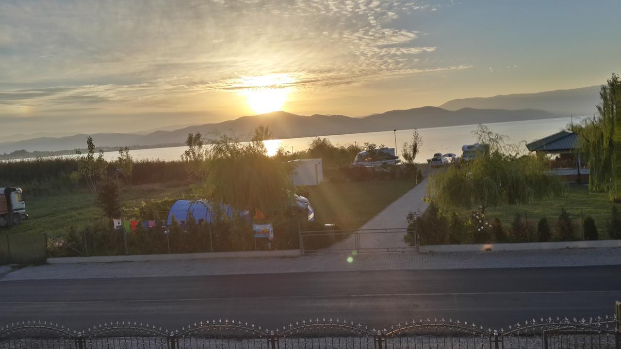 Sunrise Hotel & Camping Struga Eksteriør bilde